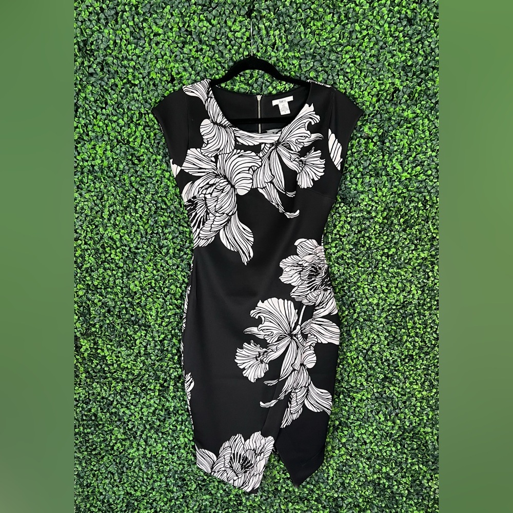 BAR IlI Bodycon Floral Dress Black and White